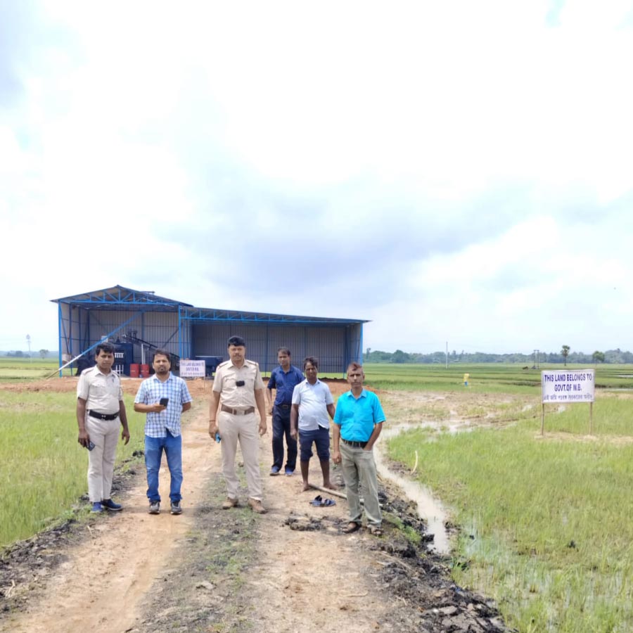 TMC leader\\\'s son accused of illegally occupying government land in Ausgram to build factory, step by district administration