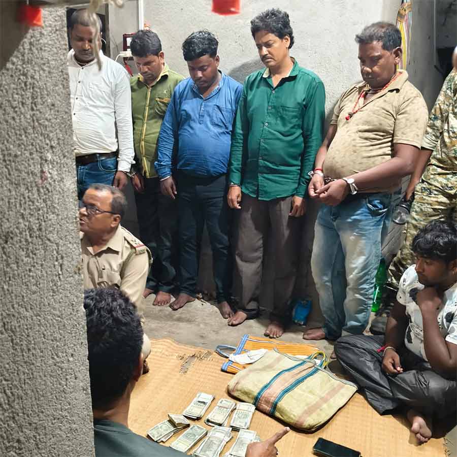 Daspur Police busted a snatcher racket dgtld