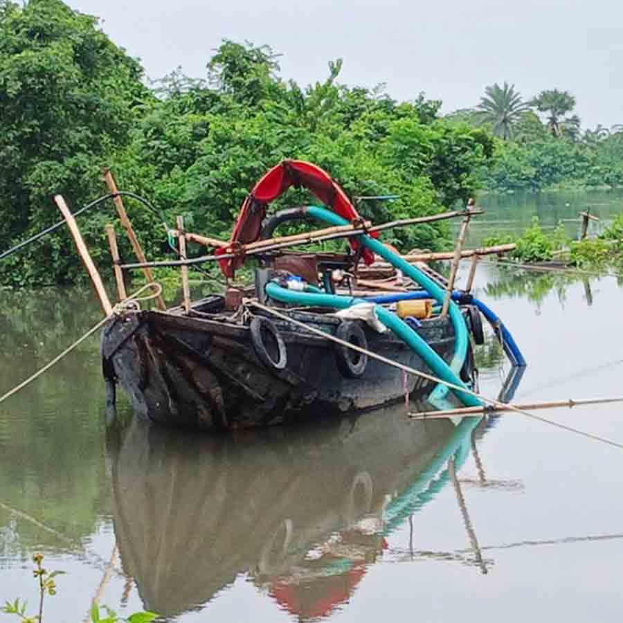illegal sand mining from river dam at basirhat