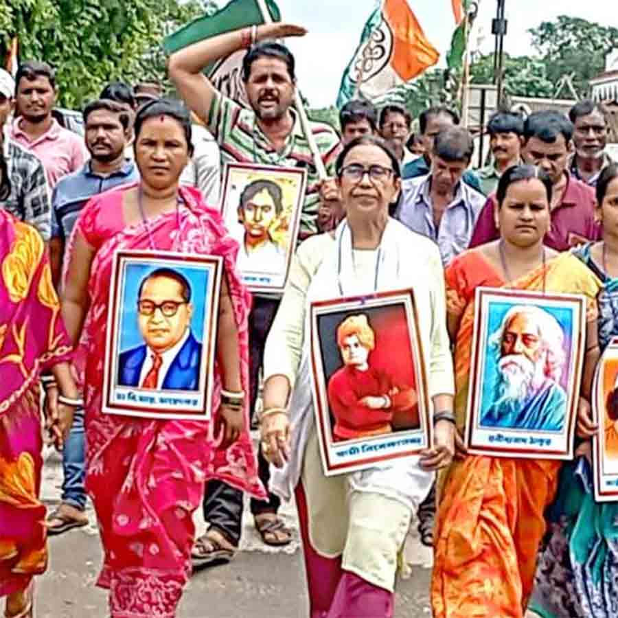 TMC touched Bengali sentiment in Nanur Day celebration at Midnapore