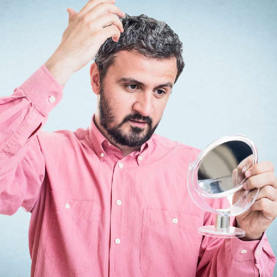 DIY recipe of curry leaves and coconut oil to prevent premature greying of hair dgtl