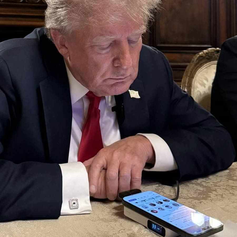 US imports made in India smartphones 1 in 3 ratios, amid China’s lead shrinks