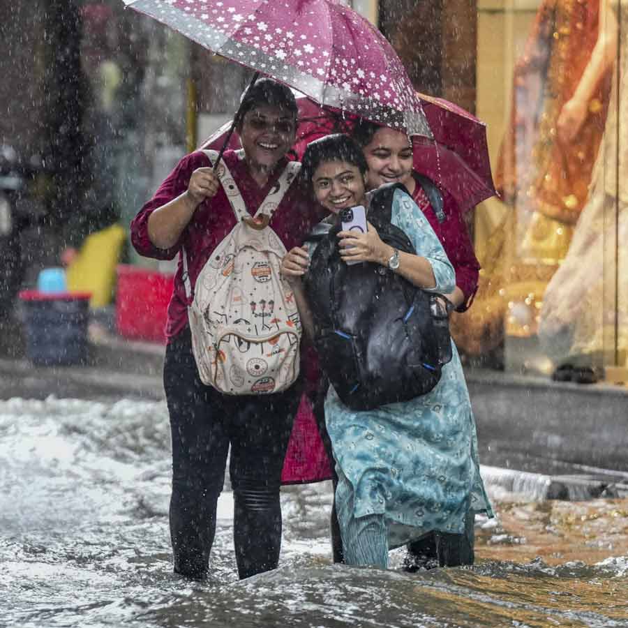 16 percent more rain in South Bengal, 765.6 mm of rain in Kolkata, said Alipore Meteorological Department