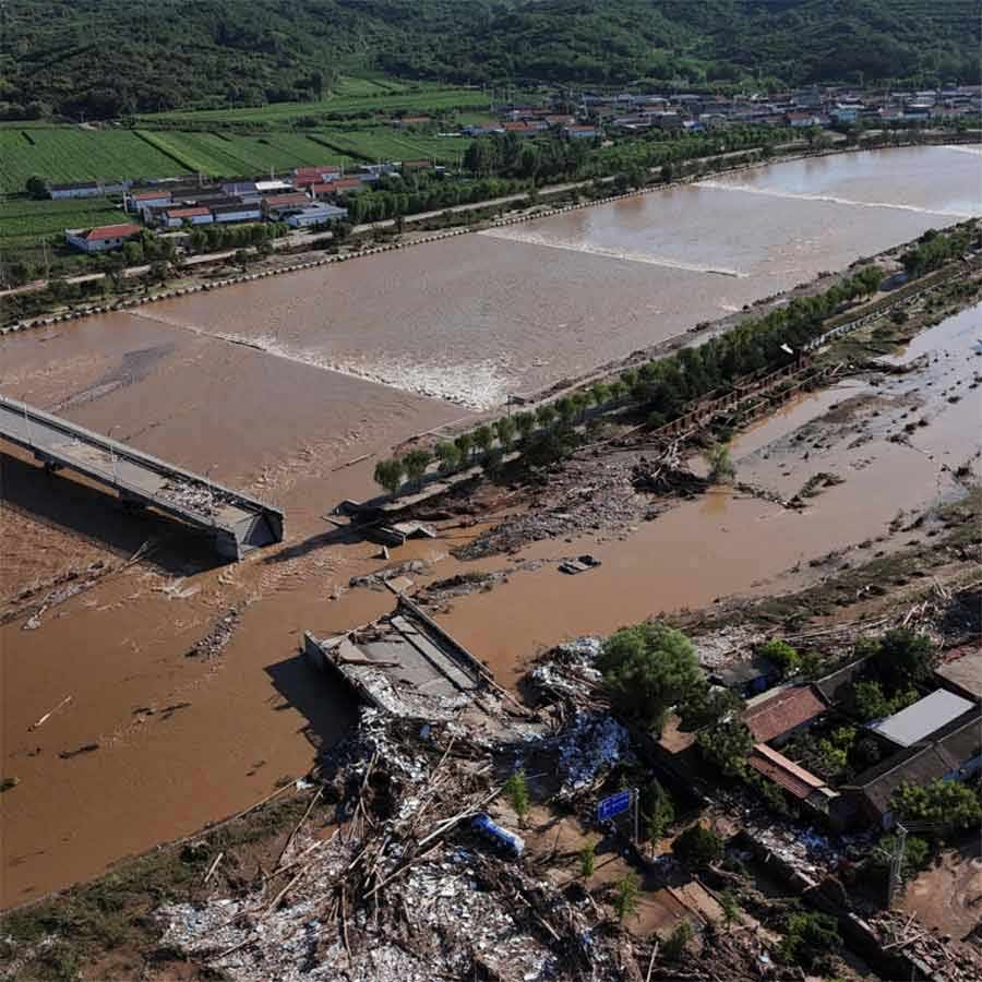 China declares emergency in Beijing flood situation dgtl