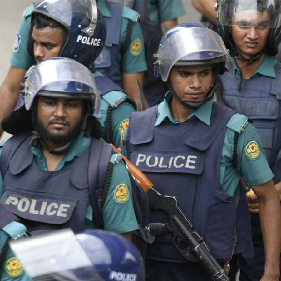 Bangladesh police launch special operation