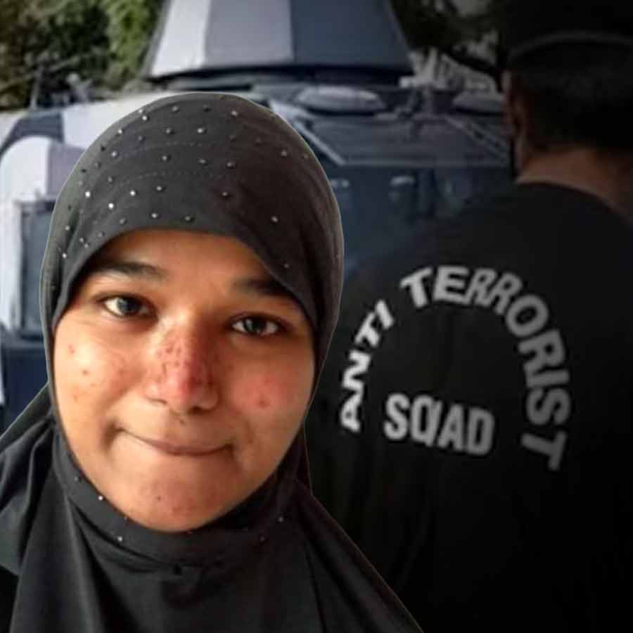 Gujarat Police arrests a woman of Bengaluru alleged association with Al Qaeda dgtl