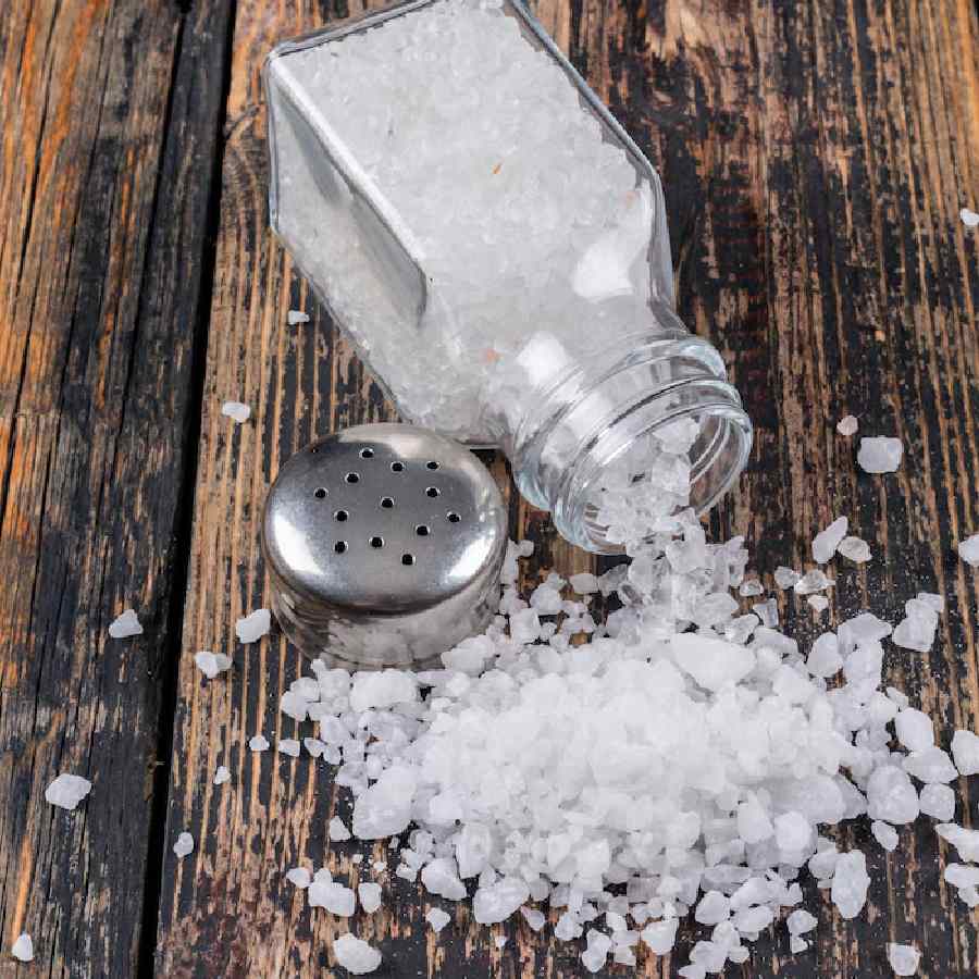 Why you should not keep salt in steel container dgtl