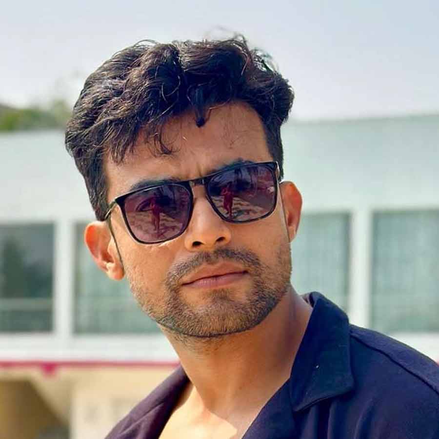 শিব হিসাবে দেখা যাবে রণজয় বিষ্ণুকে।