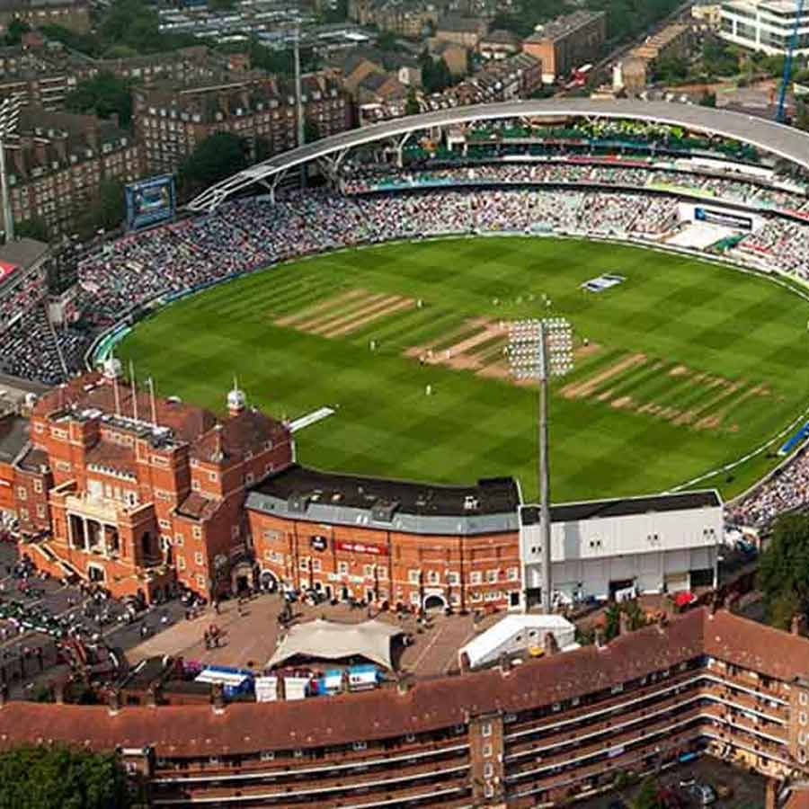 ওভালে এখনও পর্যন্ত ন’জন ভারতীয় শতরান করেছেন। এর মধ্যে এক জন বর্তমান দলেই রয়েছেন। কারা রয়েছেন সেই তালিকায়? দেখে নেওয়া যাক।