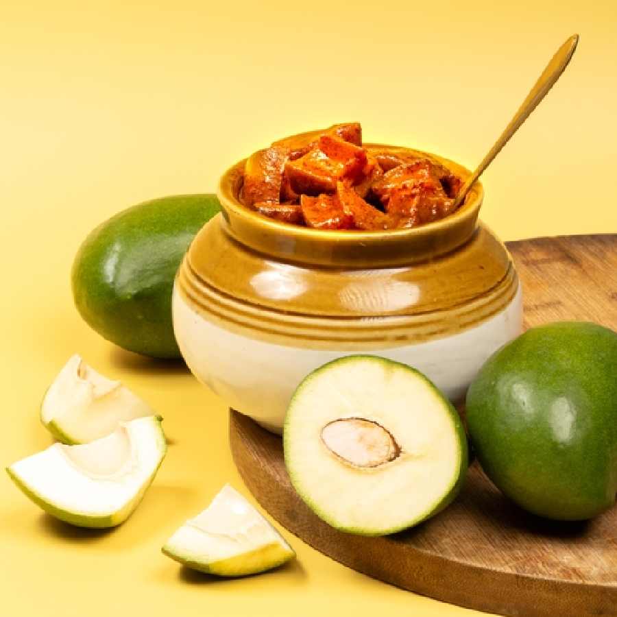 Kitchen Hacks to keep the pickles stay fresh during monsoon dgtl