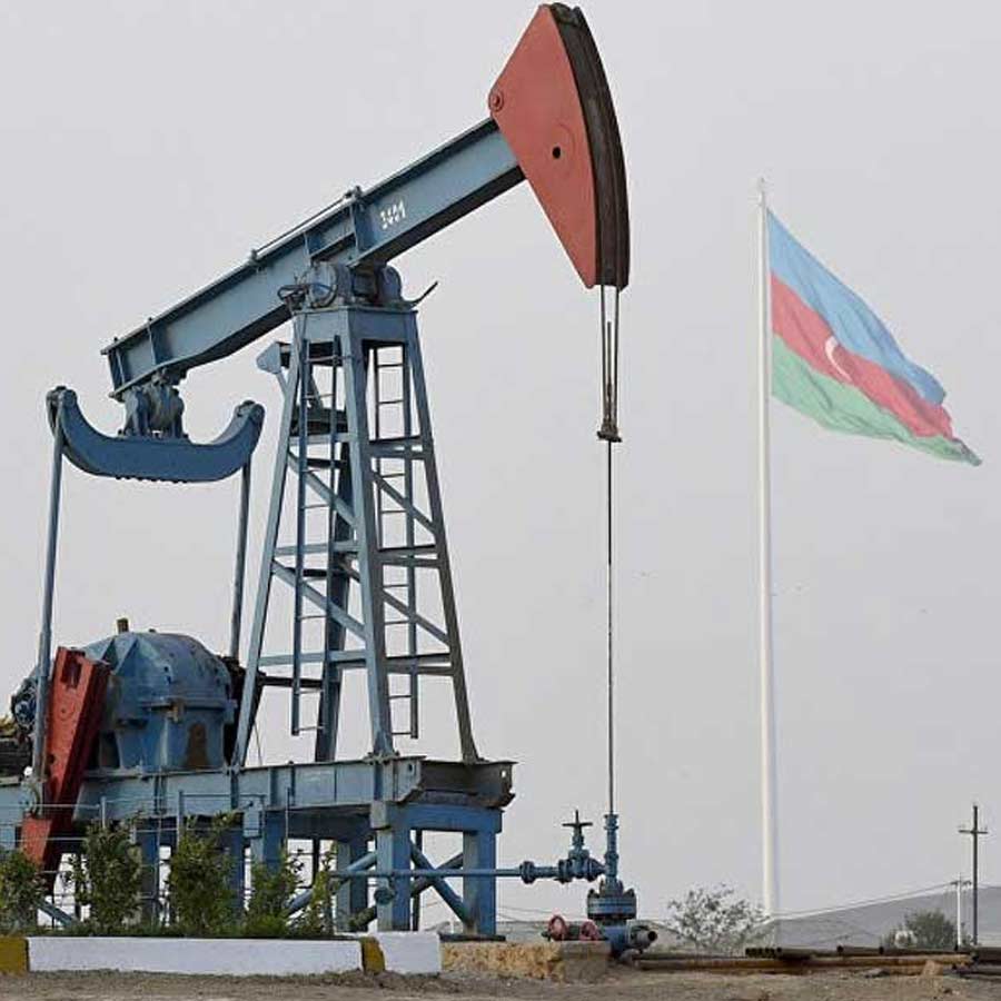 Russia Azerbaijan conflict may turn into war as Baku creates close ties with Western Europe like Ukraine