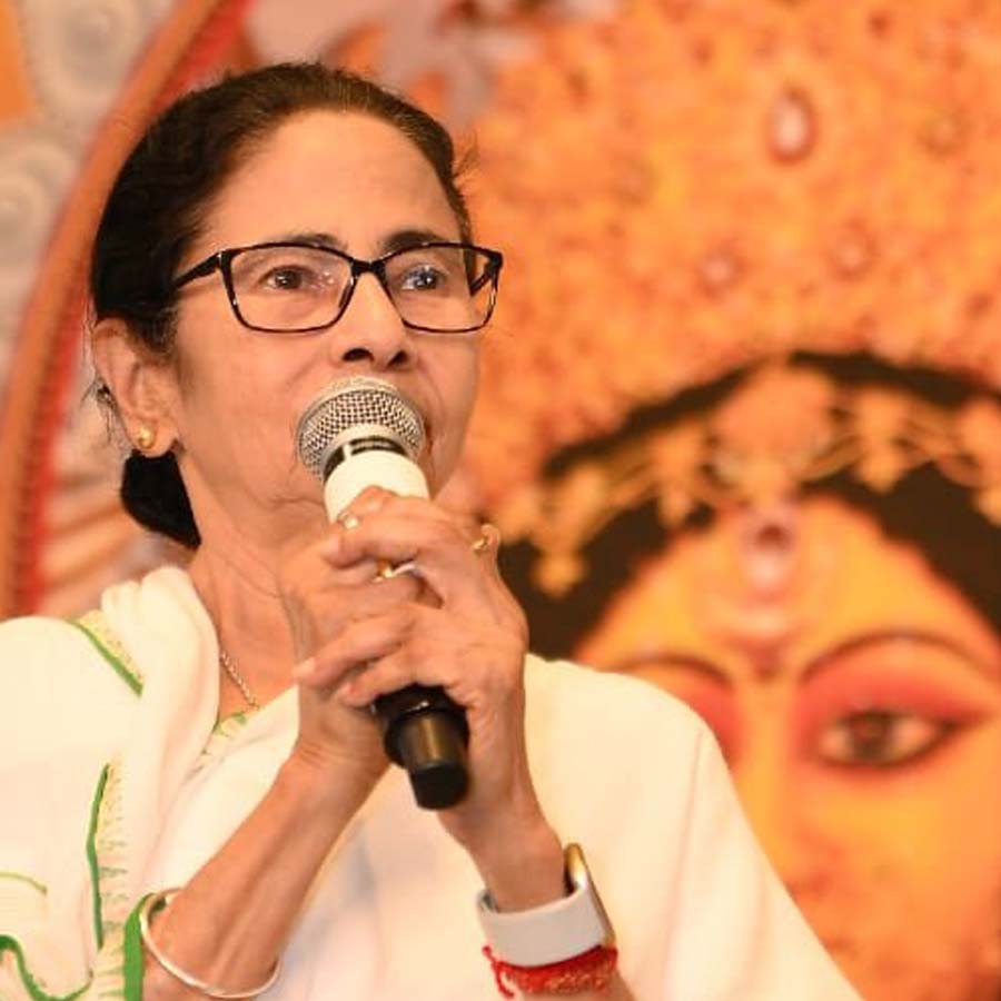 CM Mamata Banerjee announced a grant of one lakh 10 thousand rupees each to Durga Puja committees this year dgtl