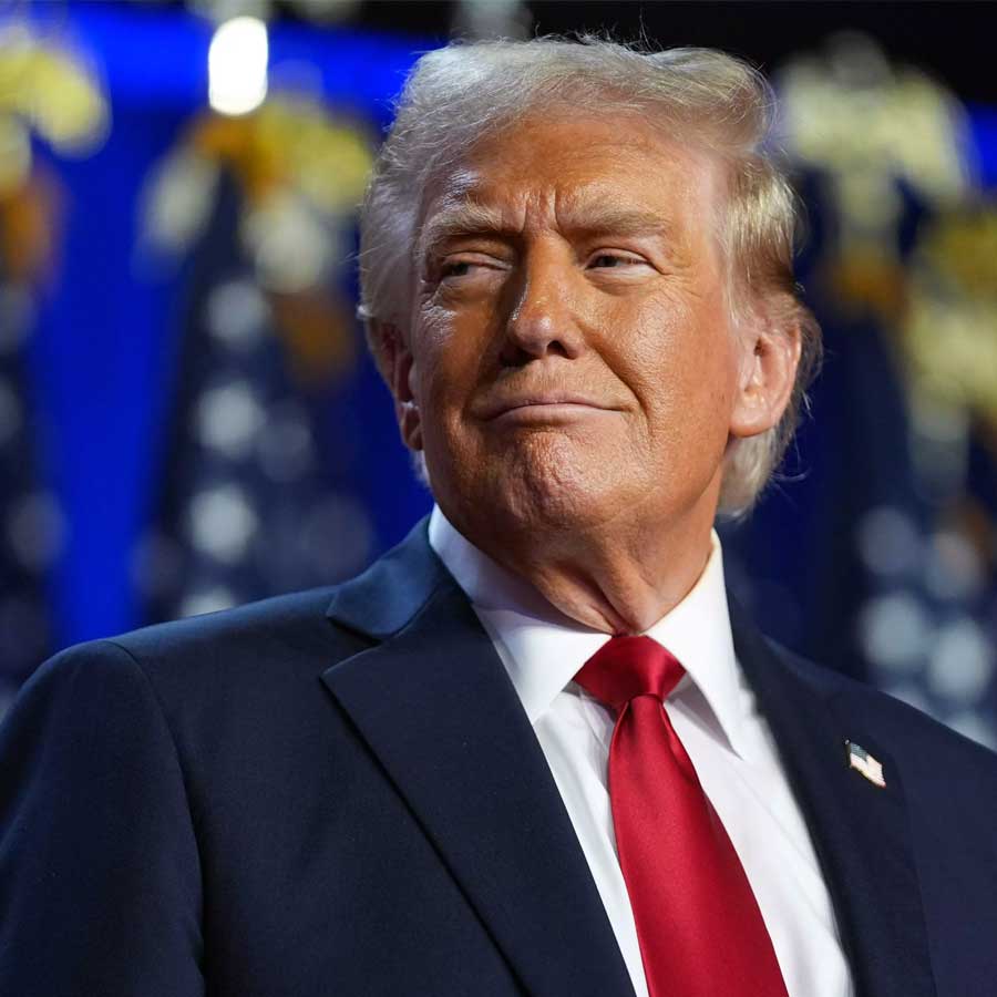 India’s 3200 crore dollar smartphone export target is under threat amid informal trade restrictions of China