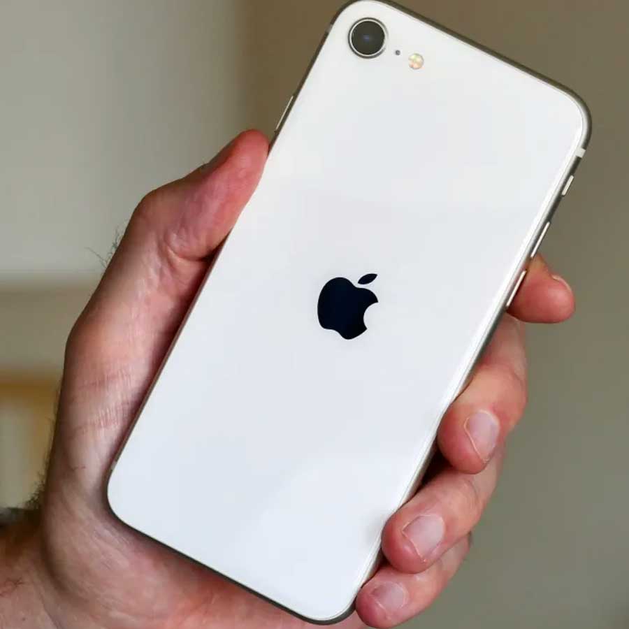 India’s 3200 crore dollar smartphone export target is under threat amid informal trade restrictions of China