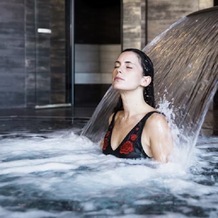 ম্যাগনেশিয়াম পুল থ্যালাসোথেরাপি