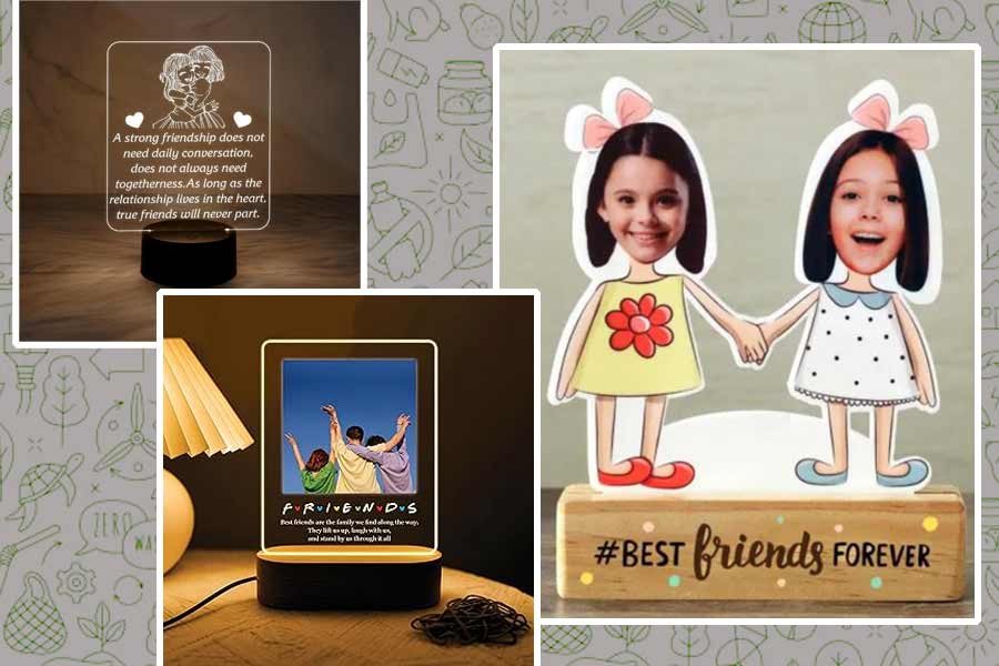 আলো জ্বলা ছবিও উপহার হিসাবে চমকপ্রদ।