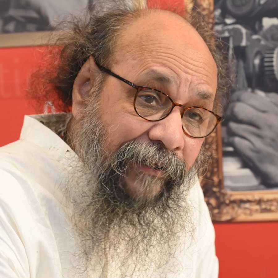 রবীন্দ্রকাব্য পাঠে জয় গোস্বামী। 