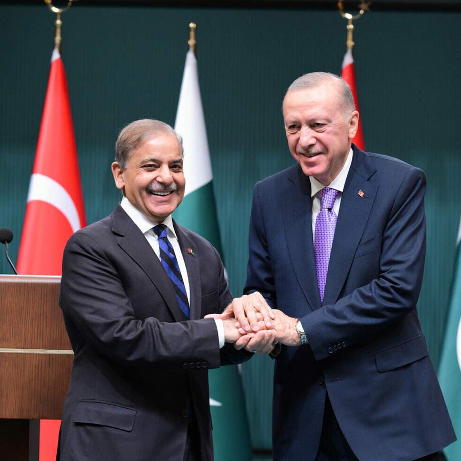 Turkey develops 970 Kg Gazap most powerful non-nuclear bomb, it will be a game changer in war 