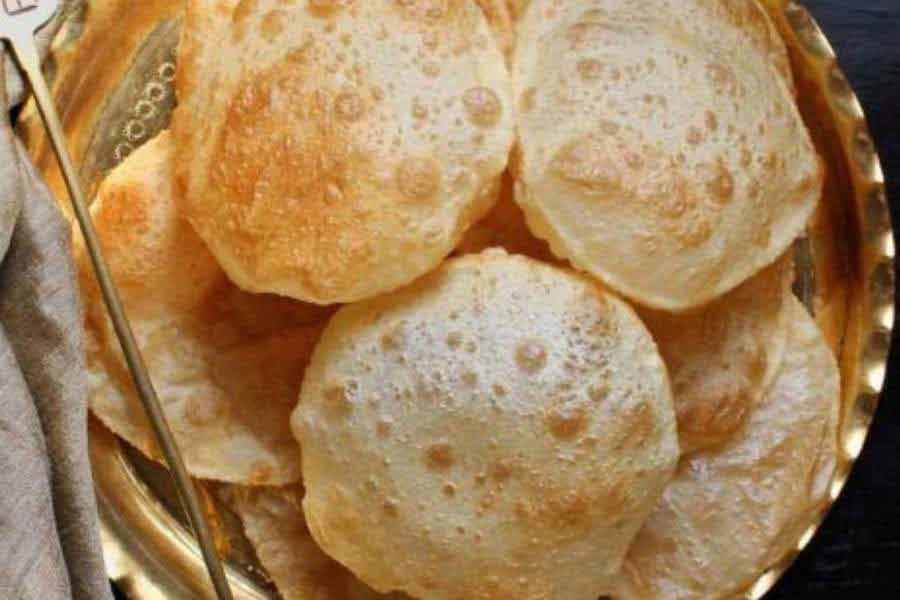 বাংলা যে লুচিকে আপন করে নেয়, তার আদি রূপের নাম খাস্তা।