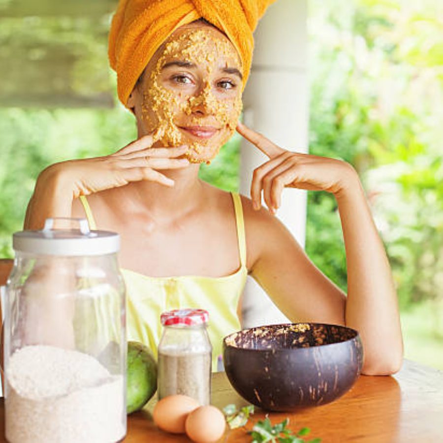 How to make 5 homemade face packs for skin tightening
