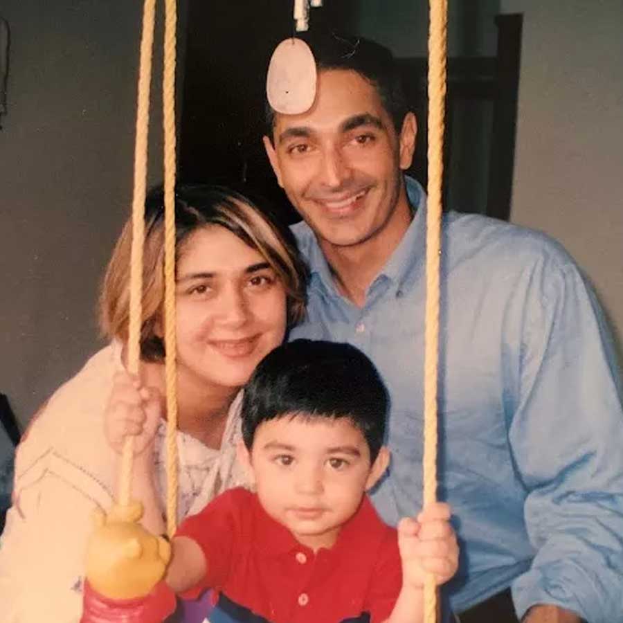 Deepak Malhotra with family