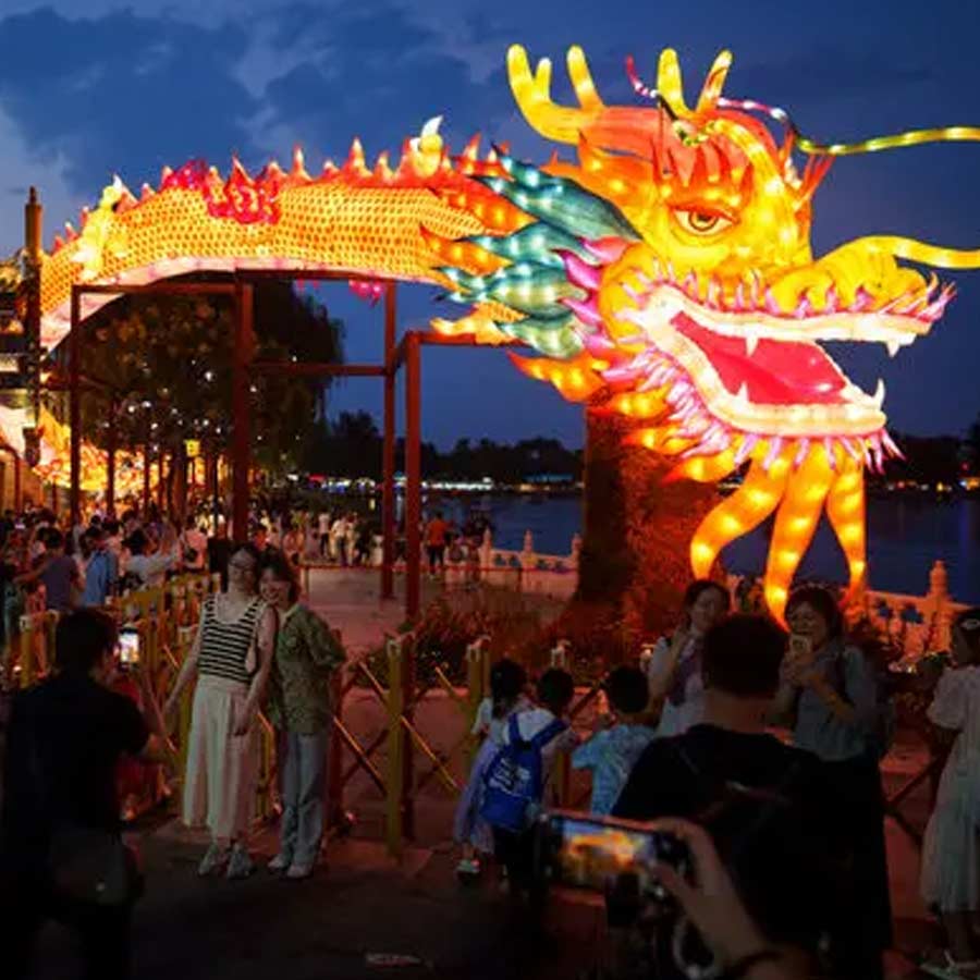 Chinese debt repayment of 22 billion dollar may be a big trouble for 75 countries including Pakistan