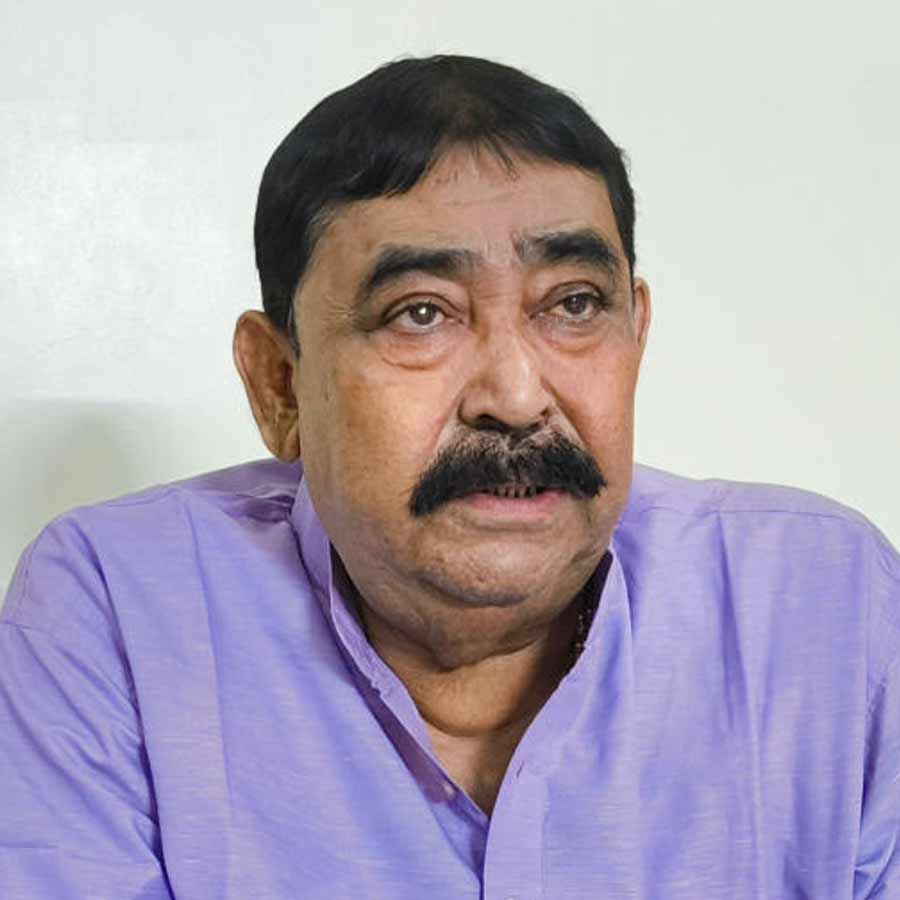 Did BMOH sign Anubrata Mondal's medical report illegally, Government doctor Hitler Chowdhury in controversy dgtld