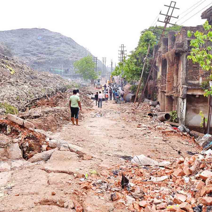 National Green tribunal penalised Howrah Municipality for negligence in Belgachia dumpyard incident