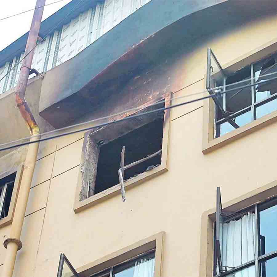 After Mechua another hotel at Sarat Bose road caught fire at midnight. no reports of injured or deaths