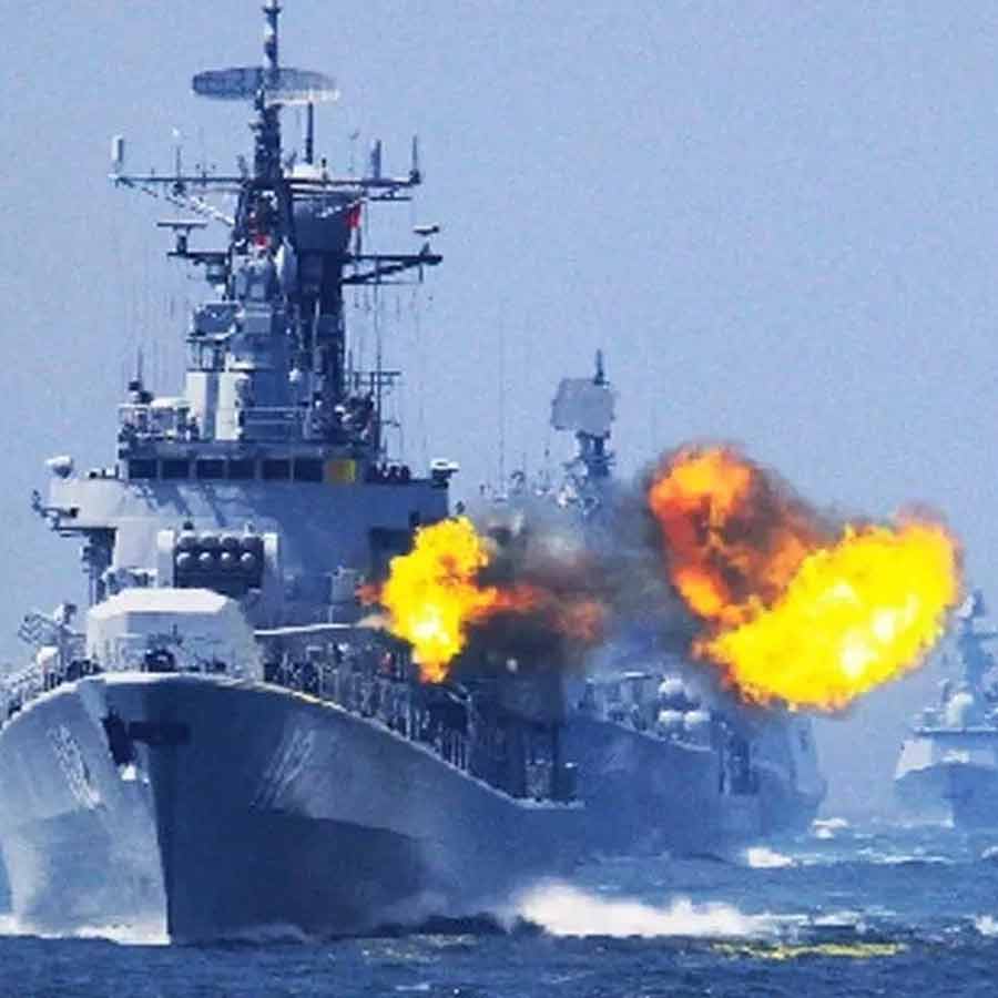 China deployed two aircraft carriers, 70 warships and dozens of fighter jets near Taiwan escalates tension in Pacific