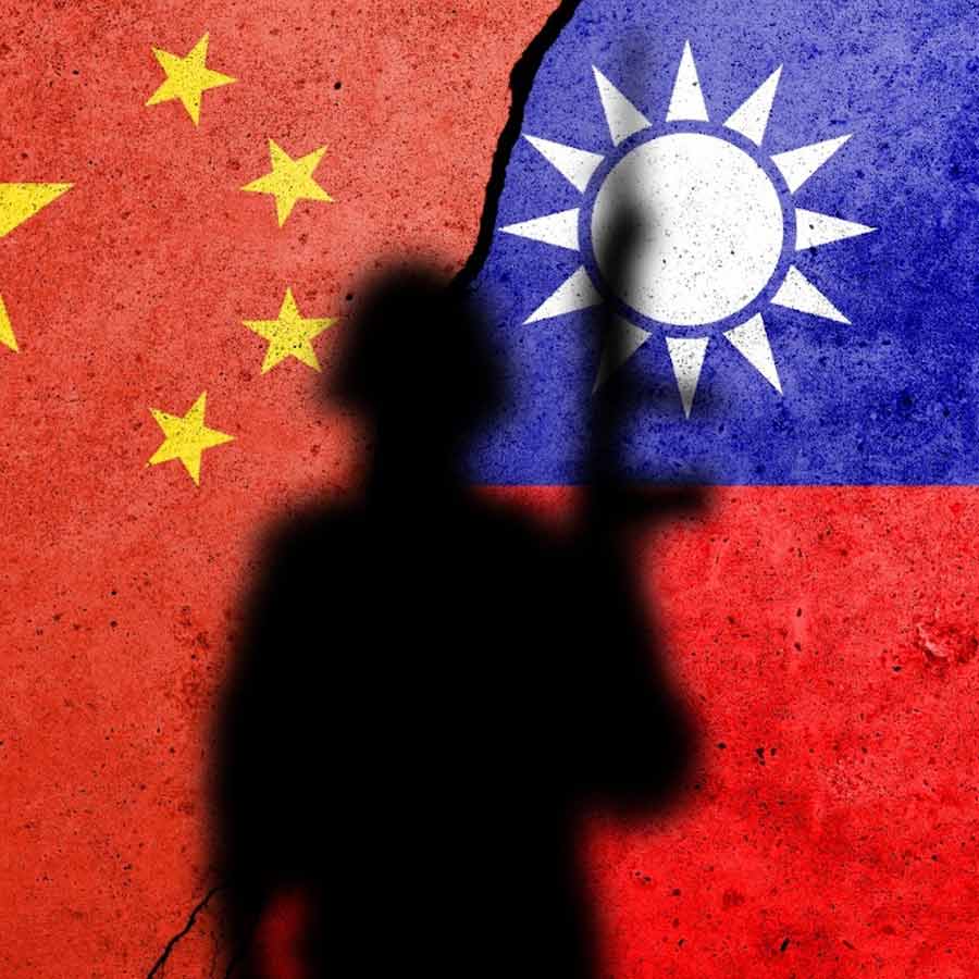 China deployed two aircraft carriers, 70 warships and dozens of fighter jets near Taiwan escalates tension in Pacific