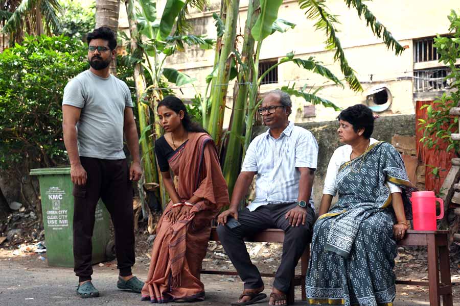 Exclusive shooting coverage of Manasi Sinha upcoming movie Begni Ronger Alo