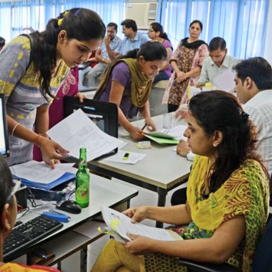 Upper Division Clerk Jobs.