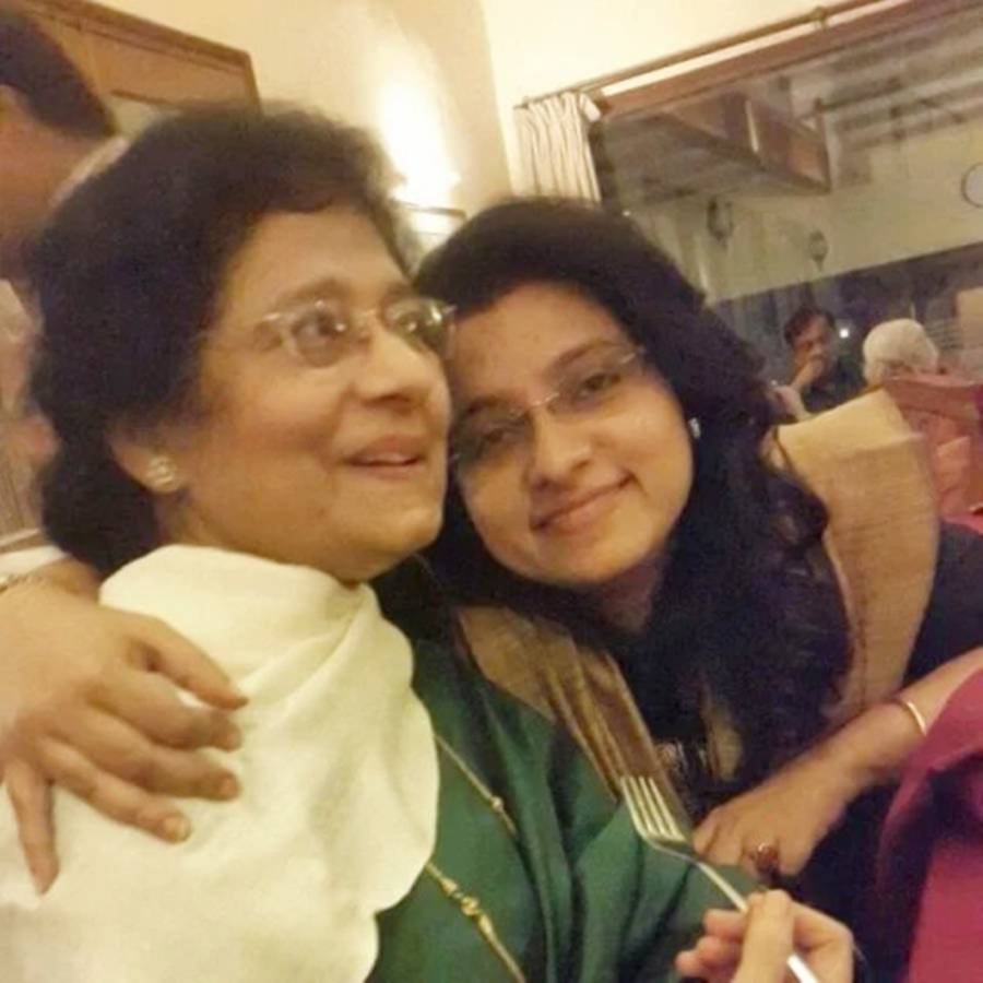 Renowned Dancer Dona Ganguly’s Mother Is Ill And Is At Hospital For Treatment dgtl