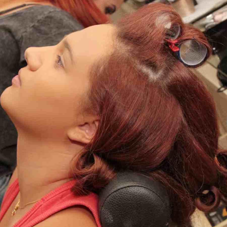 How to colour your hair with beetroot, follow these steps dgtl