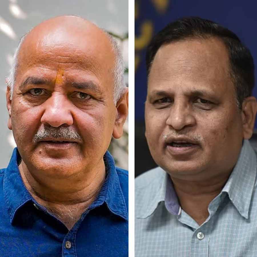 Manish Sisodia, Satyendar Jain summoned by ACB over Rs 2000 crore classroom construction case dgtl