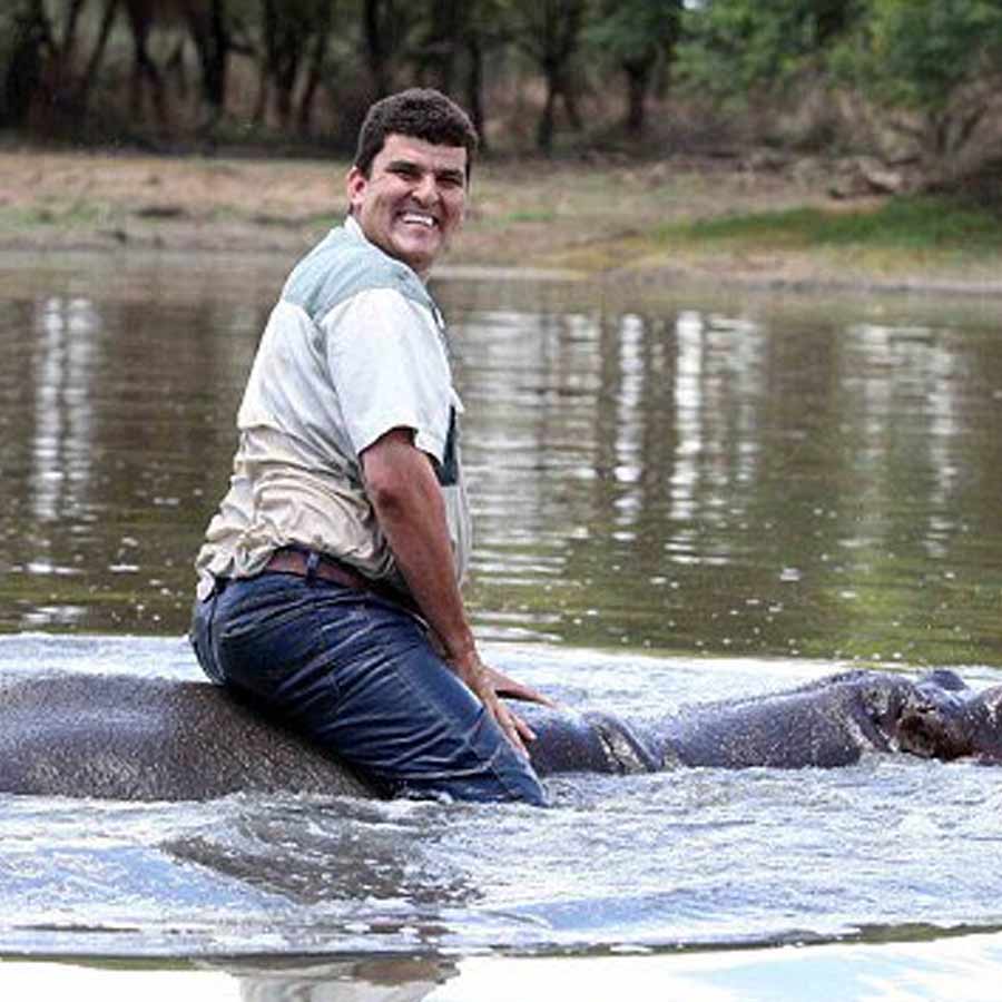  army major attacked by his pet hippo