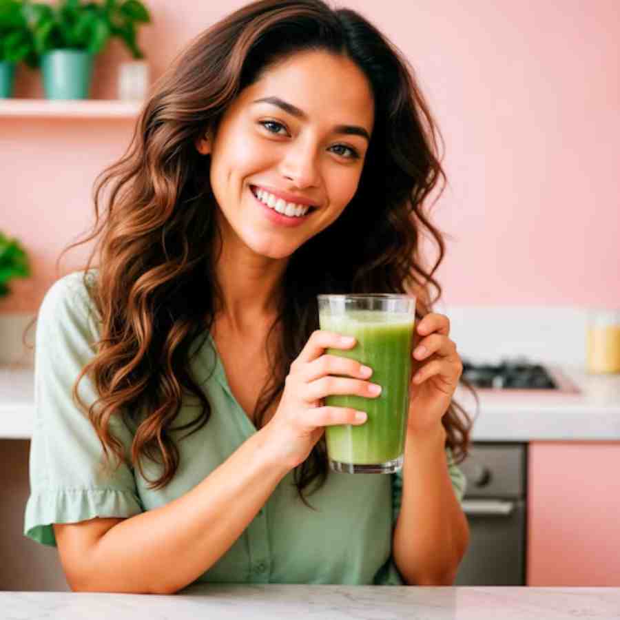 These detox drinks are helpful for Indian women