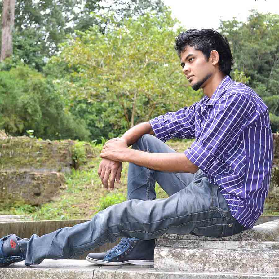 Is it normal that the teenagers are friendless during their growing age dgtl