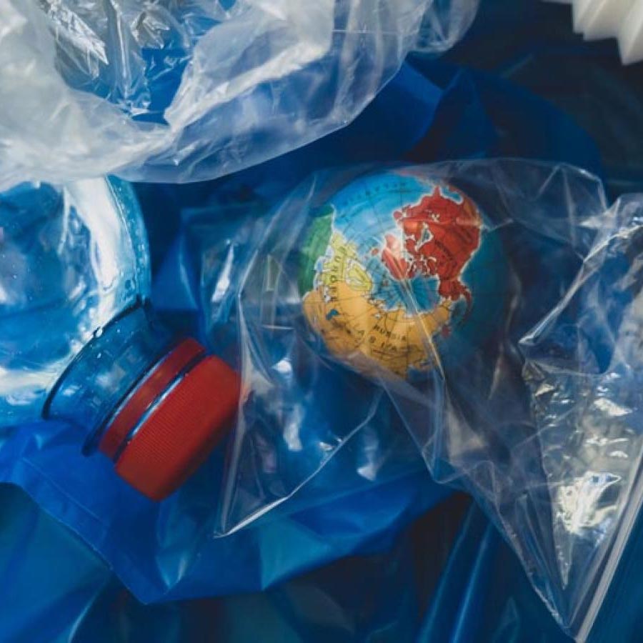 It is necessary to think about how to reduce plastic use and plastic pollution