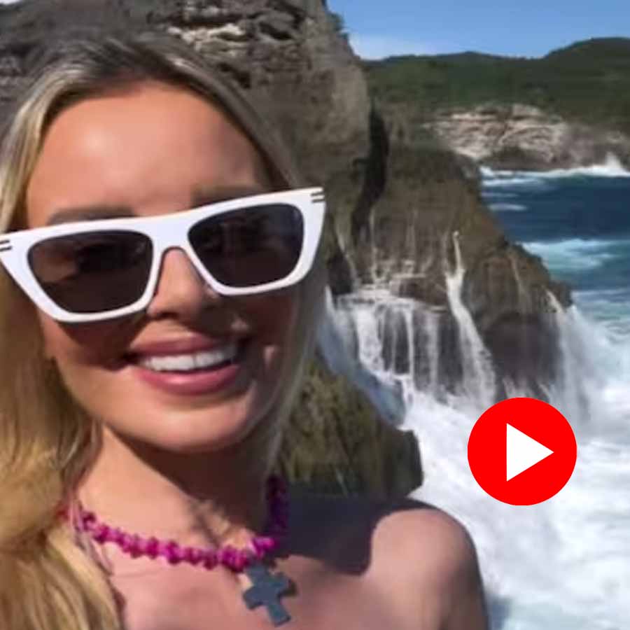 A massive wave struck on travel vlogger
