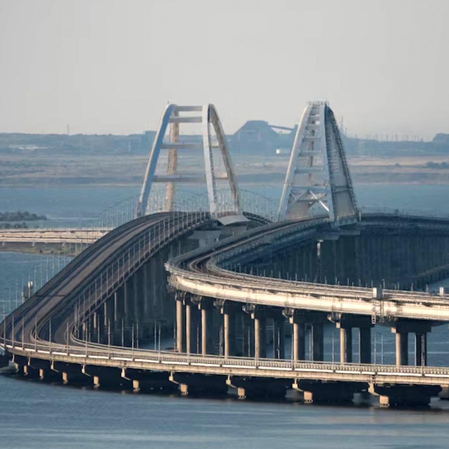 Ukraine tried to blow Crimea bridge with Marichka underwater drone, know the reasons behind Russian failure