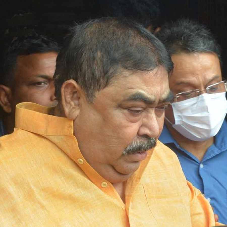 What Anubrata Mondal said while leaving party office in Bolpur dgtld