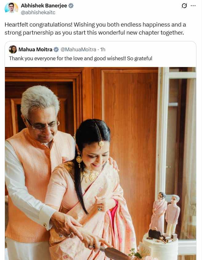 মহুয়া মৈত্র এবং পিনাকী মিশ্রকে শুভেচ্ছা জানালেন অভিষেক বন্দ্যোপাধ্যায়।