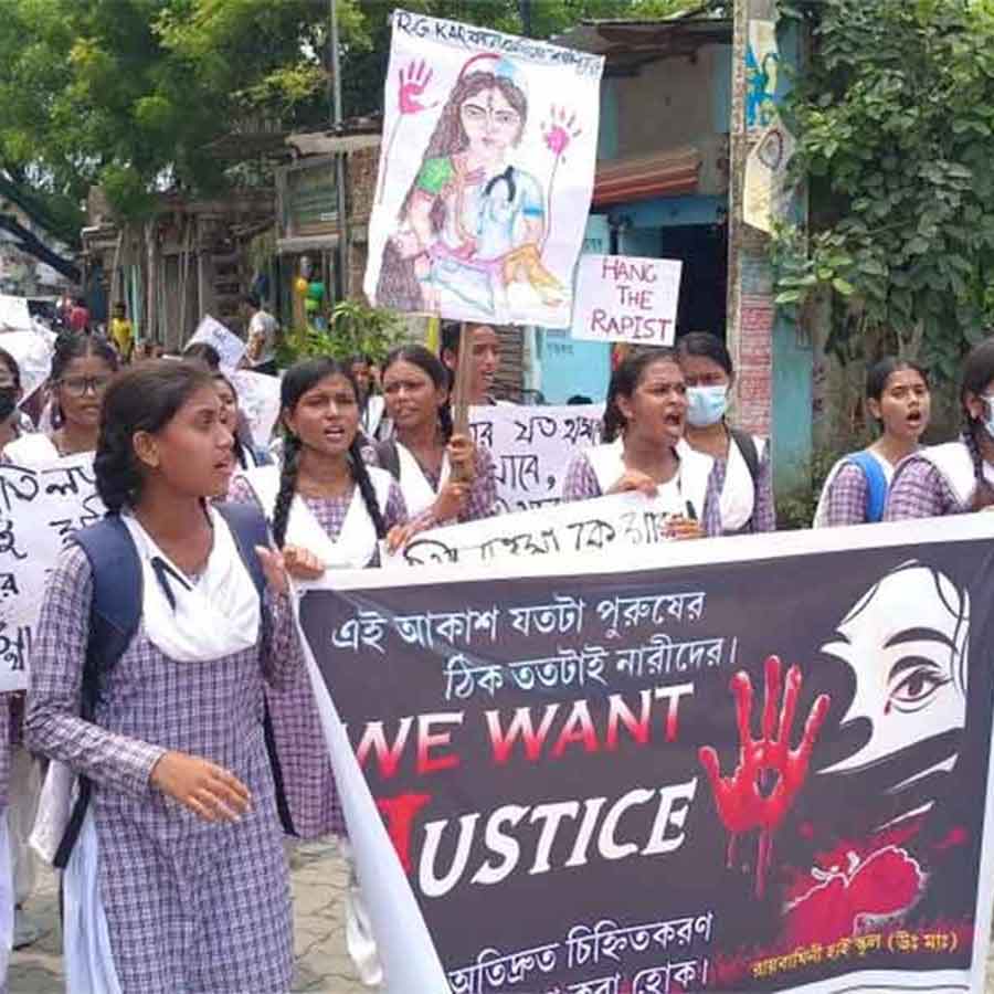 Parents of RG Kar Hospital Incident victims shed tears in Sealdah Court