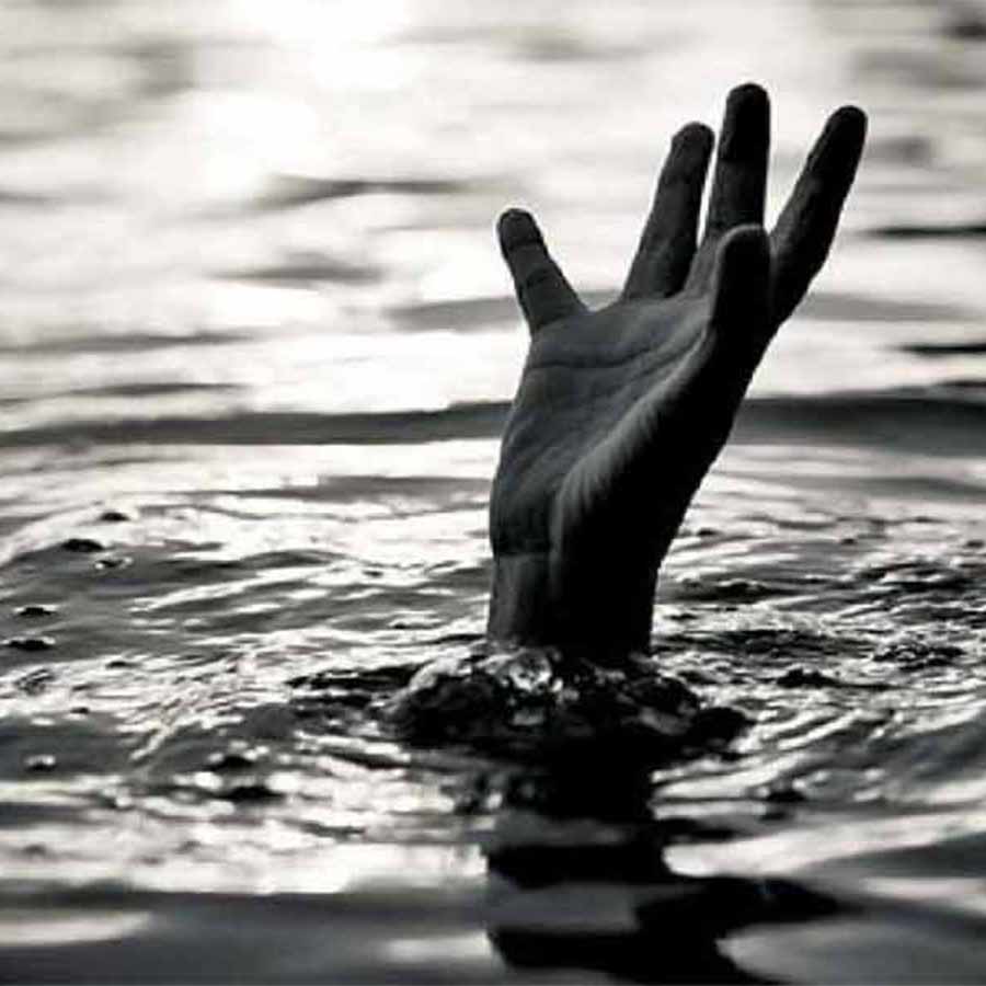 Two youths drown while bathing in the Ganges in Garden Reach