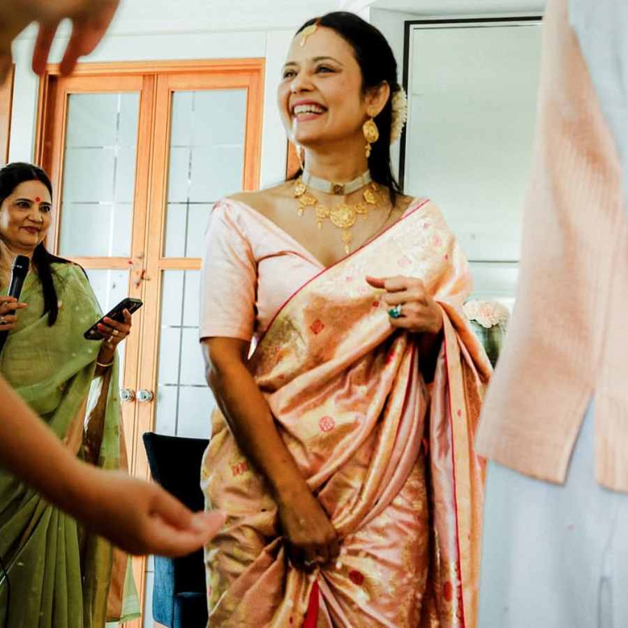 Mahua Moitra wore a Benarsi Saree on her wedding day, how much does it costs dgtl