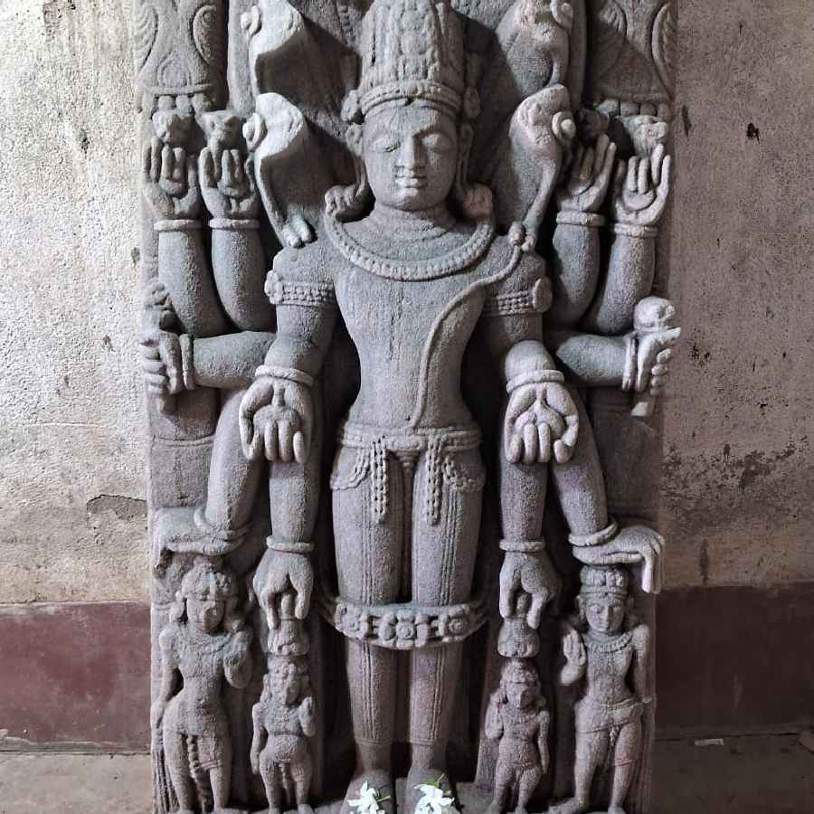 Vishnu Idol