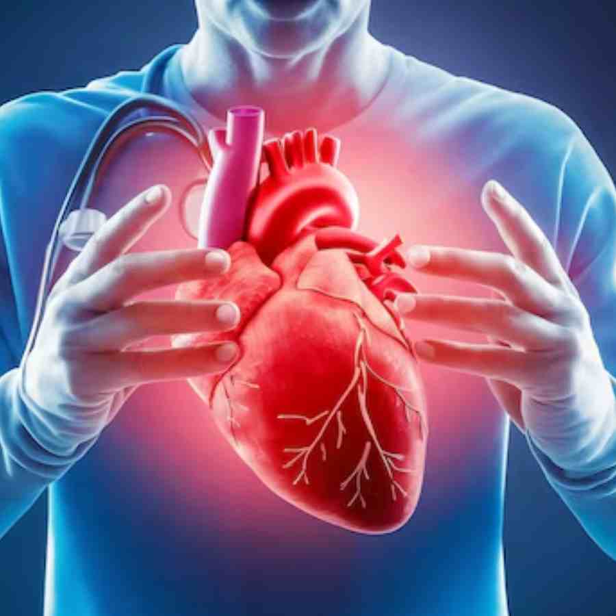 What is Golden Hour after the onset of Heart Attack symptoms, doctor explains what to do in this time