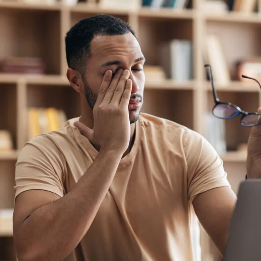 how to take care of your eyes in daily life with 20-20-20 rule dgtl